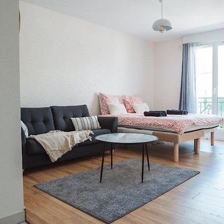 דירות Esbly Cosy Studio Entre Paris Et Disneyland Paris מראה חיצוני תמונה